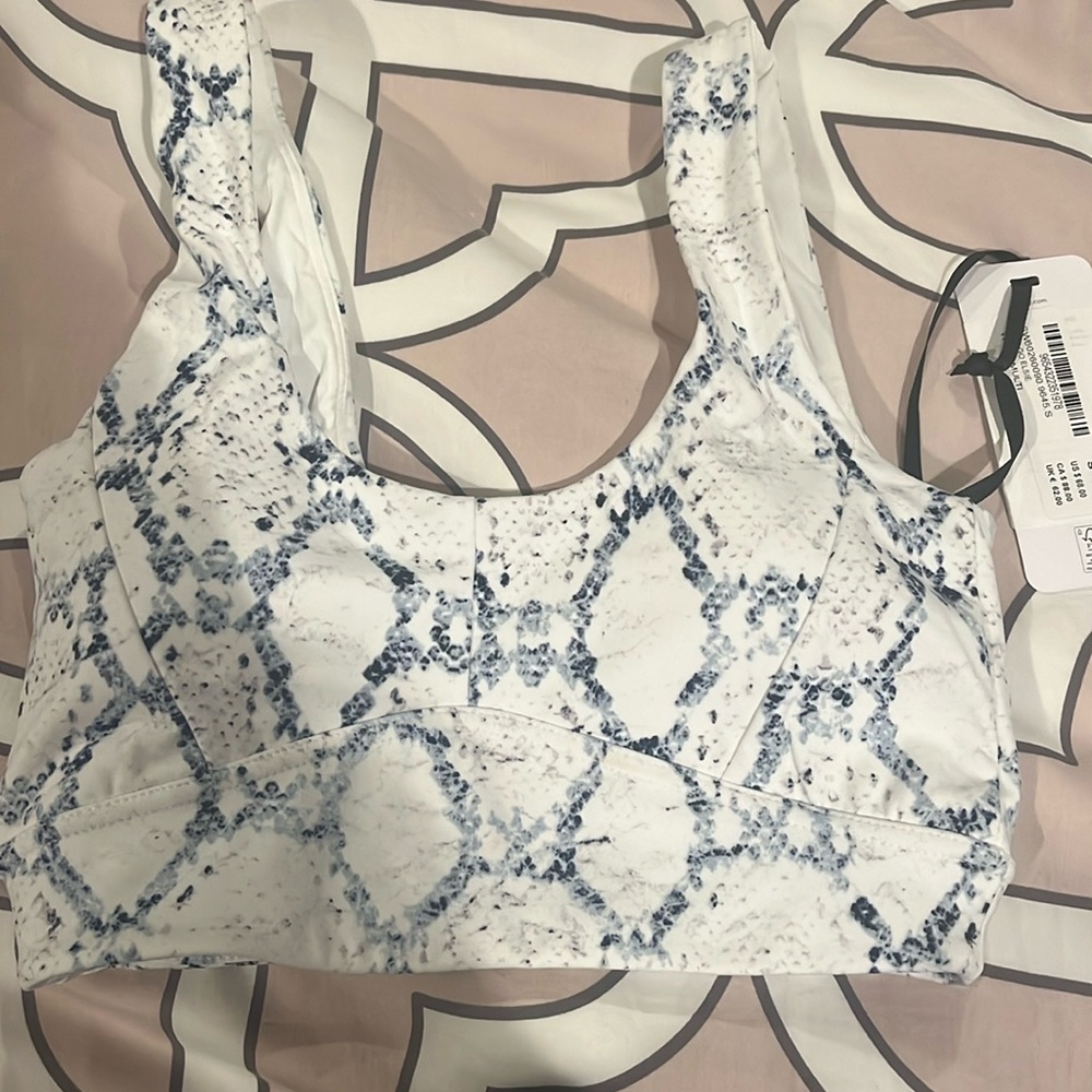Varley sports bra lets go elsie small
